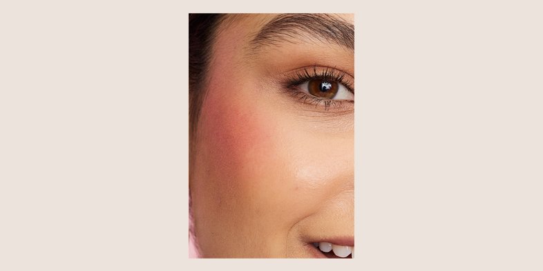 Inarticle How To Apply Liquid Blush 03